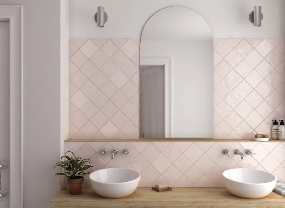 La Riviera Rose Gloss 132x132mm