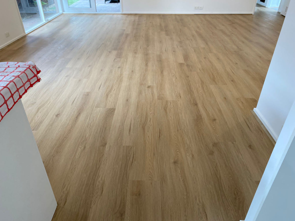 Hybrid 7007 - Classic Oak