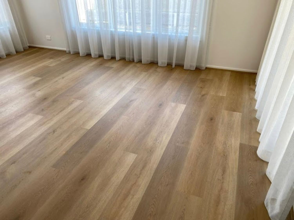 Hybrid 7006 - Smoked Oak